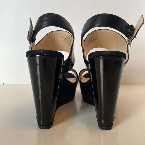 Nine West Dreamz Black Leather and Suede Wedge Sandals (Size 8.5) - Picture 4 of 14
